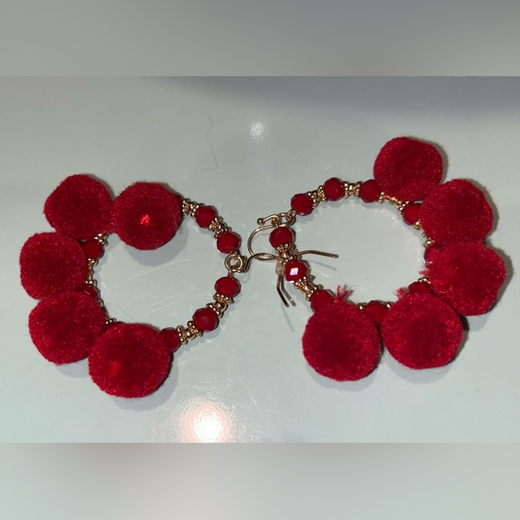 Kendra Scott Earrings - Picture 2 of 5